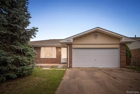 14211 Martin Rd, Warren, MI 48088