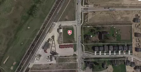 59601 Van Dyke Rd, Washington, MI 48094