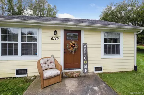 6149 Waldon Rd, Independence, MI 48346