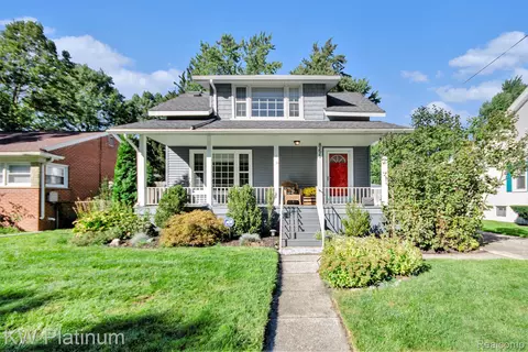865 Grant Ave, Clawson, MI 48017
