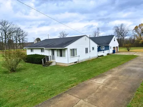 1287 Byrnes Dr, Thetford, MI 48420