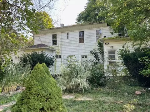 4164 N Genesee Rd, Flint, MI 48506