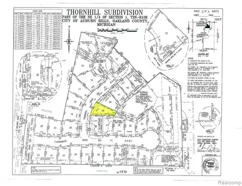 4430 Thornhill Dr, Auburn Hills, MI 48326