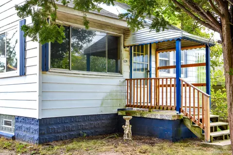129 Parkdale Ave, Pontiac, MI 48340