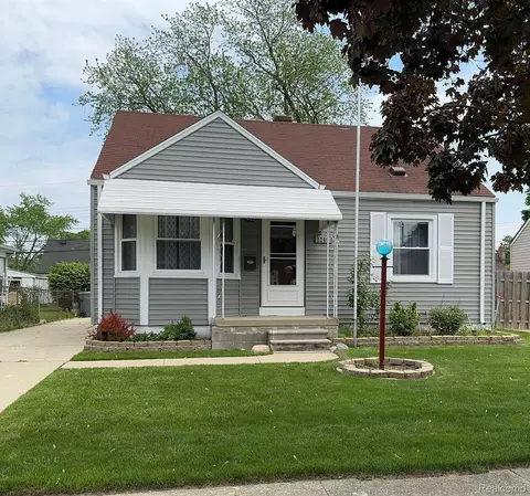 2249 Grindley Park St, Dearborn, MI 48124