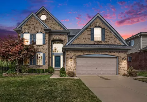 5061 Bradmore Ln, Warren, MI 48092