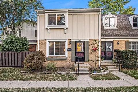 1807 Wickham St, Royal Oak, MI 48073