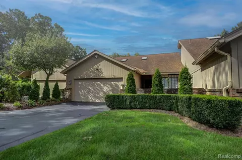 3632 Pheasant Run, Bloomfield Hills, MI 48302