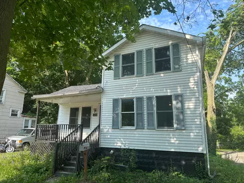 123 N Center St, Adrian, MI 49221