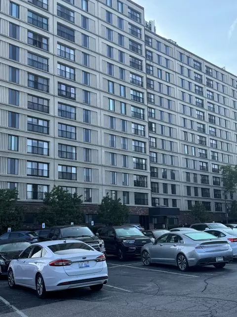 21800 Morley Ave #518, Dearborn, MI 48124