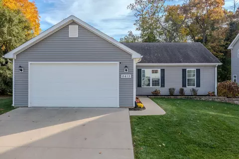 8415 Cascade St, Commerce, MI 48382