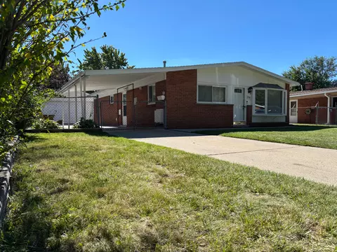 1296 Dulong Ave, Madison Heights, MI 48071