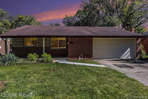 21936 Leyte St, Farmington Hills, MI 48336