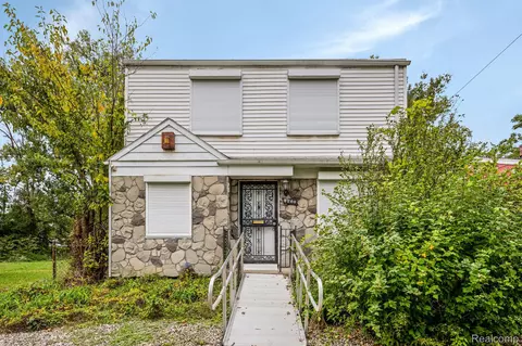 3200 S Deacon St, Detroit, MI 48217