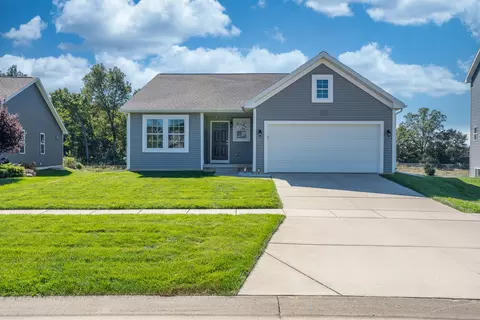 3576 Amber Oaks Dr, Howell, MI 48855