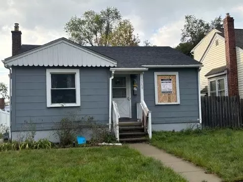 3368 Charles St, Trenton, MI 48183