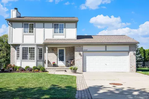 25607 Jeffery, Chesterfield, MI 48051