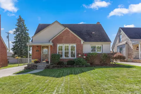 24615 Riverdale St, Dearborn, MI 48124