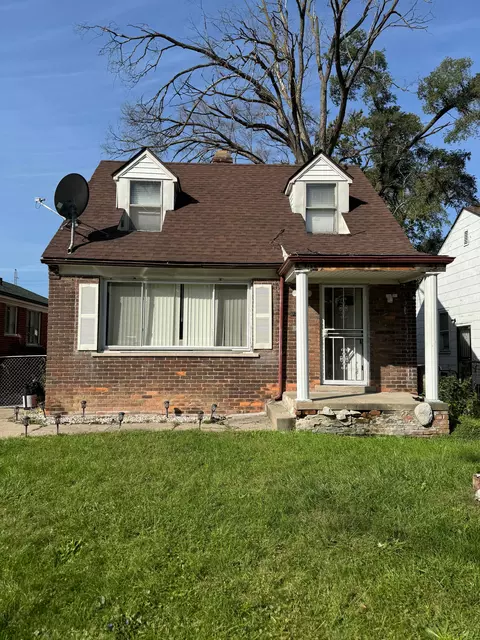 9561 Decatur St, Detroit, MI 48227