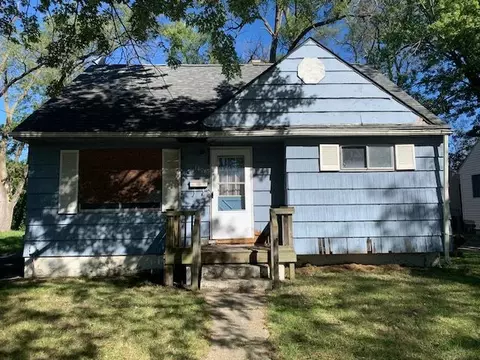 1406 W Moore St, Flint, MI 48504 photo 1