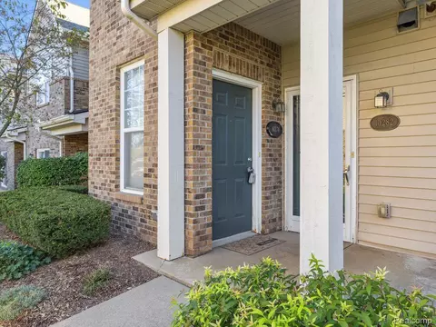 10274 Crossview Trl, Howell, MI 48855