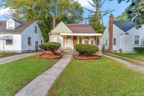 20469 Manor St, Detroit, MI 48221