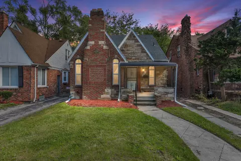 18966 San Juan Dr, Detroit, MI 48221