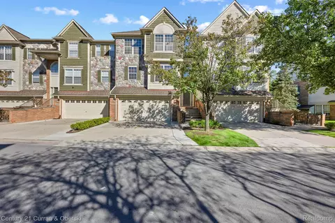 4844 Maddie Ln, Dearborn, MI 48126