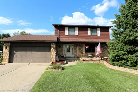 5241 E Hill Rd, Grand Blanc, MI 48439
