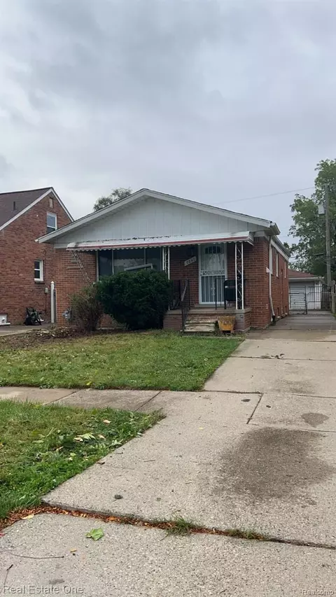 7240 Pierson St, Detroit, MI 48228