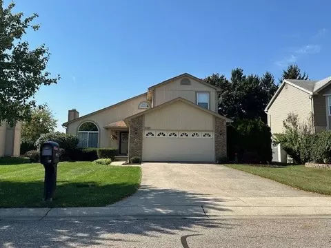 2299 Pawnee Dr, Wixom, MI 48393