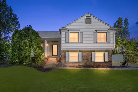 4689 Hatherly, Sterling Heights, MI 48310