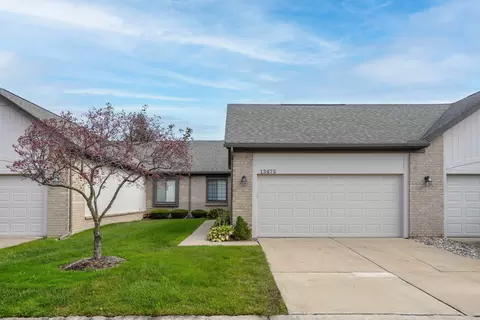 13475 Highland Cir, Sterling Heights, MI 48312