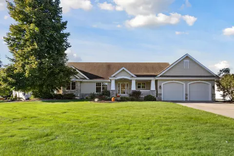 4254 Oak Meadow Dr, Georgetown, MI 49426
