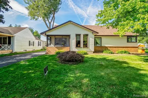 10520 Baraga St, Taylor, MI 48180