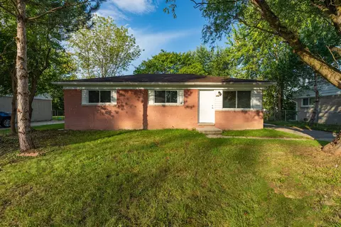 16042 Lauren St, Taylor, MI 48180