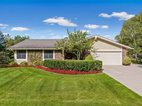 40412 Village Oaks, Novi, MI 48375