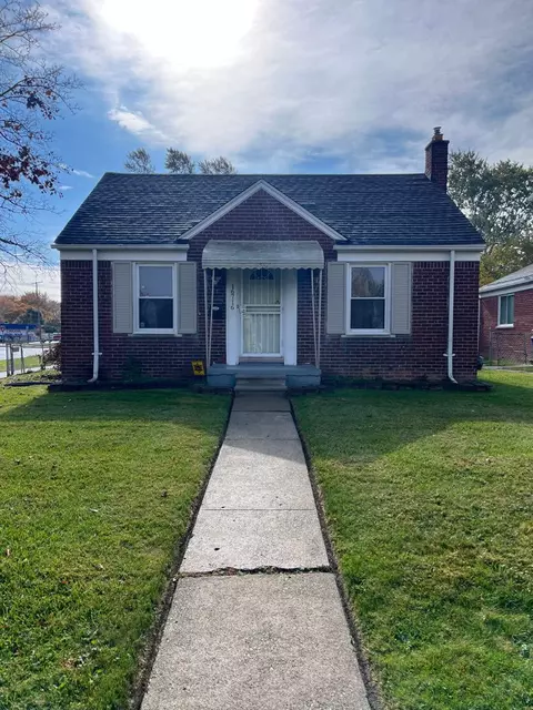 16716 Fairmount Dr, Detroit, MI 48205