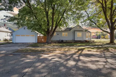 2101 E 11 Mile Rd, Royal Oak, MI 48067