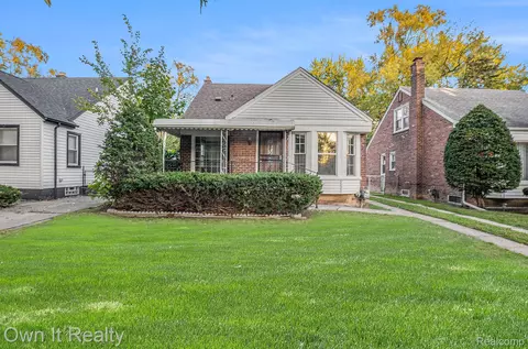 12080 Heyden St, Detroit, MI 48228