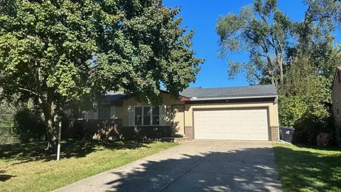 9231 Panama Ave, Superior, MI 48198