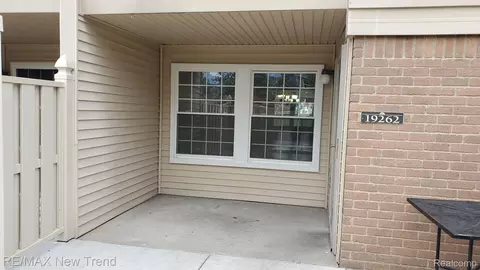19262 Northridge Dr, Northville, MI 48167