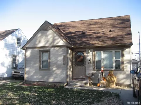 17228 Hanover Ave, Allen Park, MI 48101