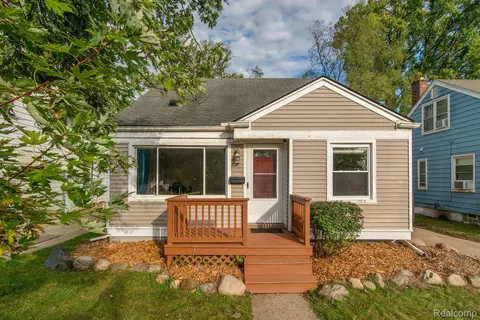 17310 Brady, Redford, MI 48240