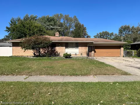 21451 N Nunneley Rd, Clinton Township, MI 48036