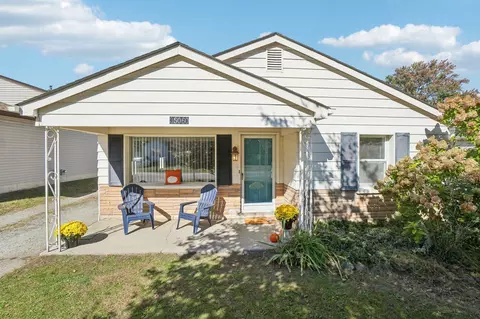 35060 Norene St, Westland, MI 48186