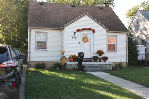 4044 Gloria St, Wayne, MI 48184