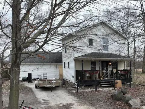 8183 Colby Lake Rd, Sciota, MI 48848