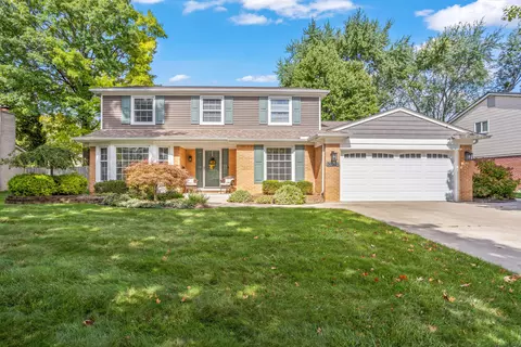 36308 Hammer Ln, Livonia, MI 48152