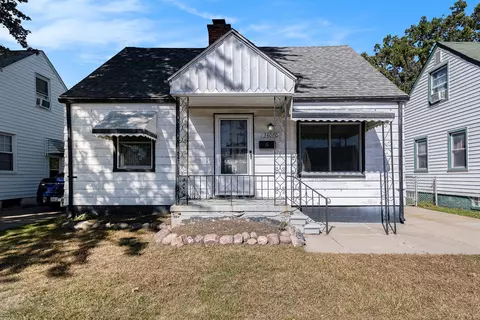 34060 Richard St, Wayne, MI 48184